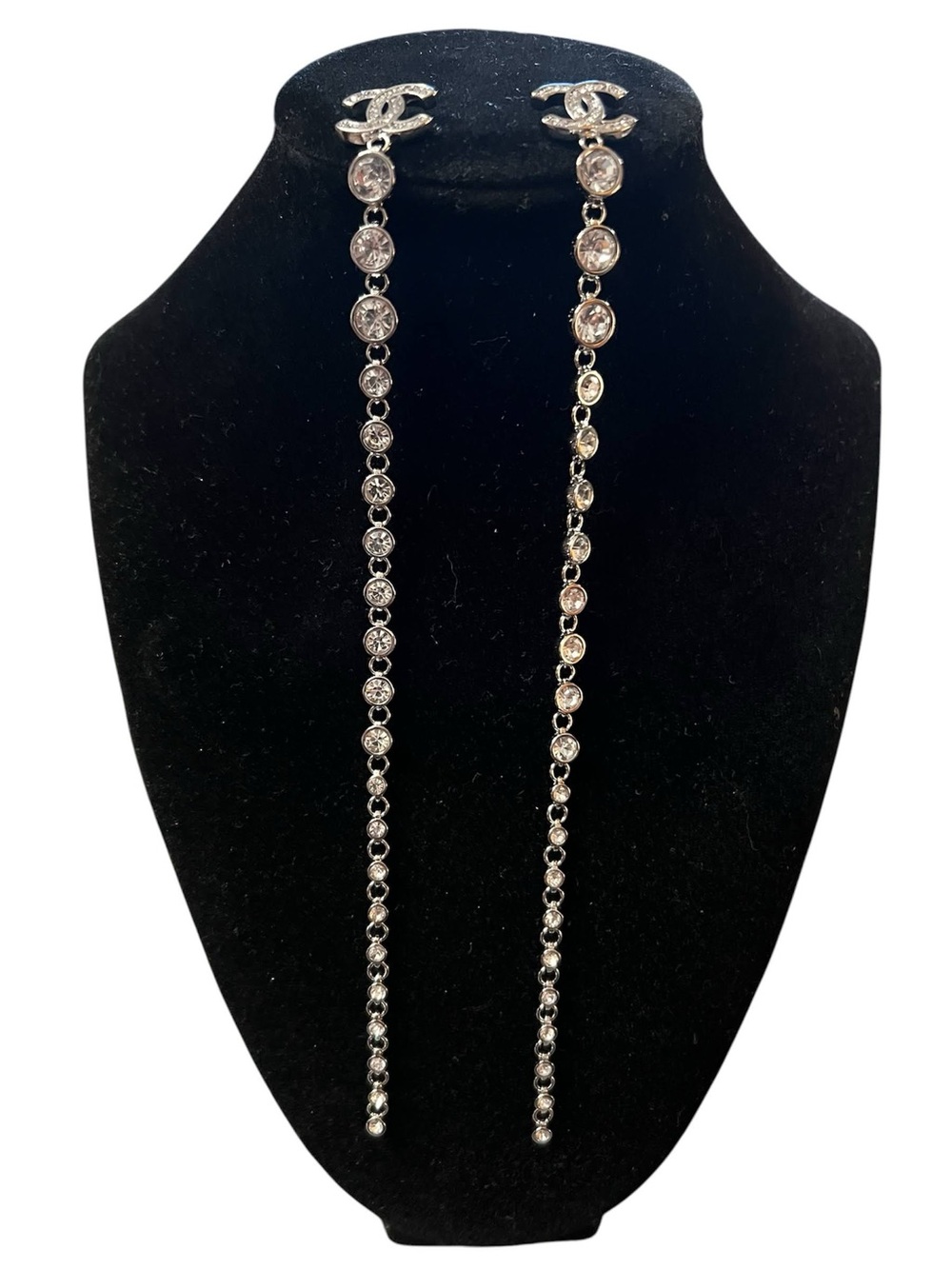 ChaneI Crystal Earrings With CC Logo STATEMENT EARRINGS STUNNING 🤩 7 inch